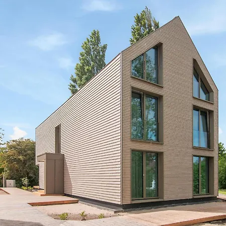 1 Bedroom In Tossens Lägenhet